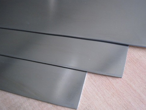 Titanium plate